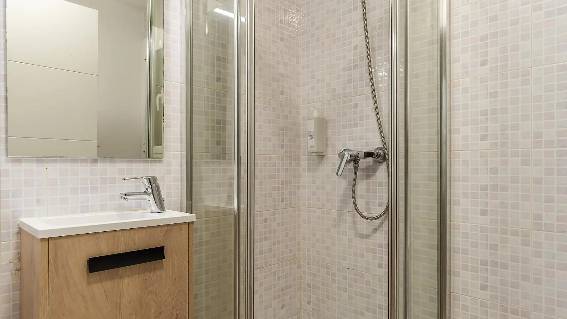Ab Gaudi Avenue Apartment Barcelona 0*,